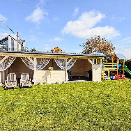 Villa Martii - Komfortowe Apartamenty Z Aneksami Kuchennymi - Spokojna Okolica, Blisko Plazy Władysławowo エクステリア 写真