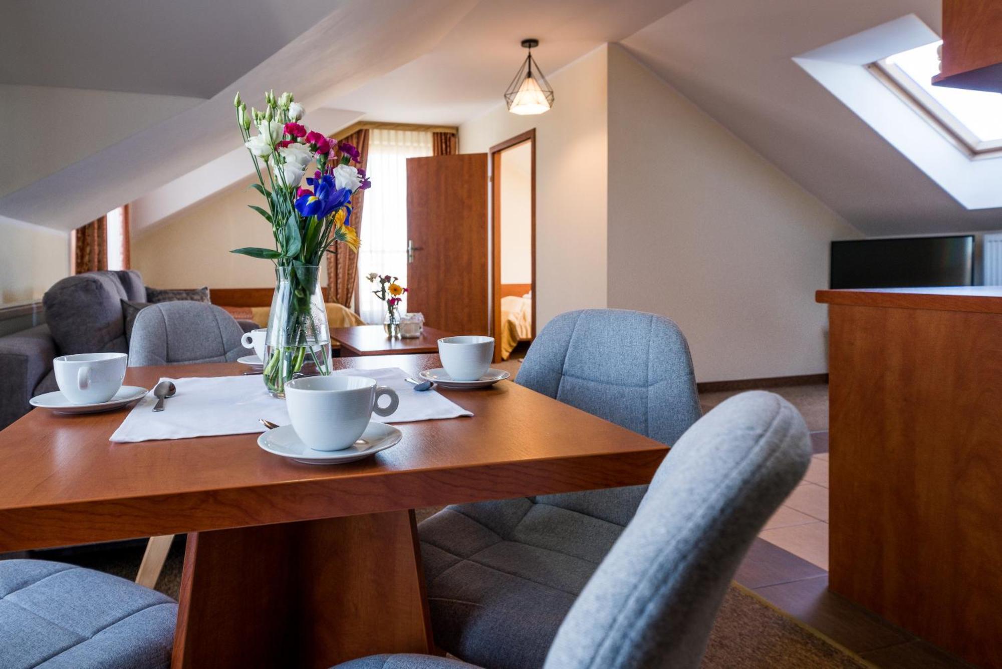 Villa Martii - Komfortowe Apartamenty Z Aneksami Kuchennymi - Spokojna Okolica, Blisko Plazy Władysławowo エクステリア 写真