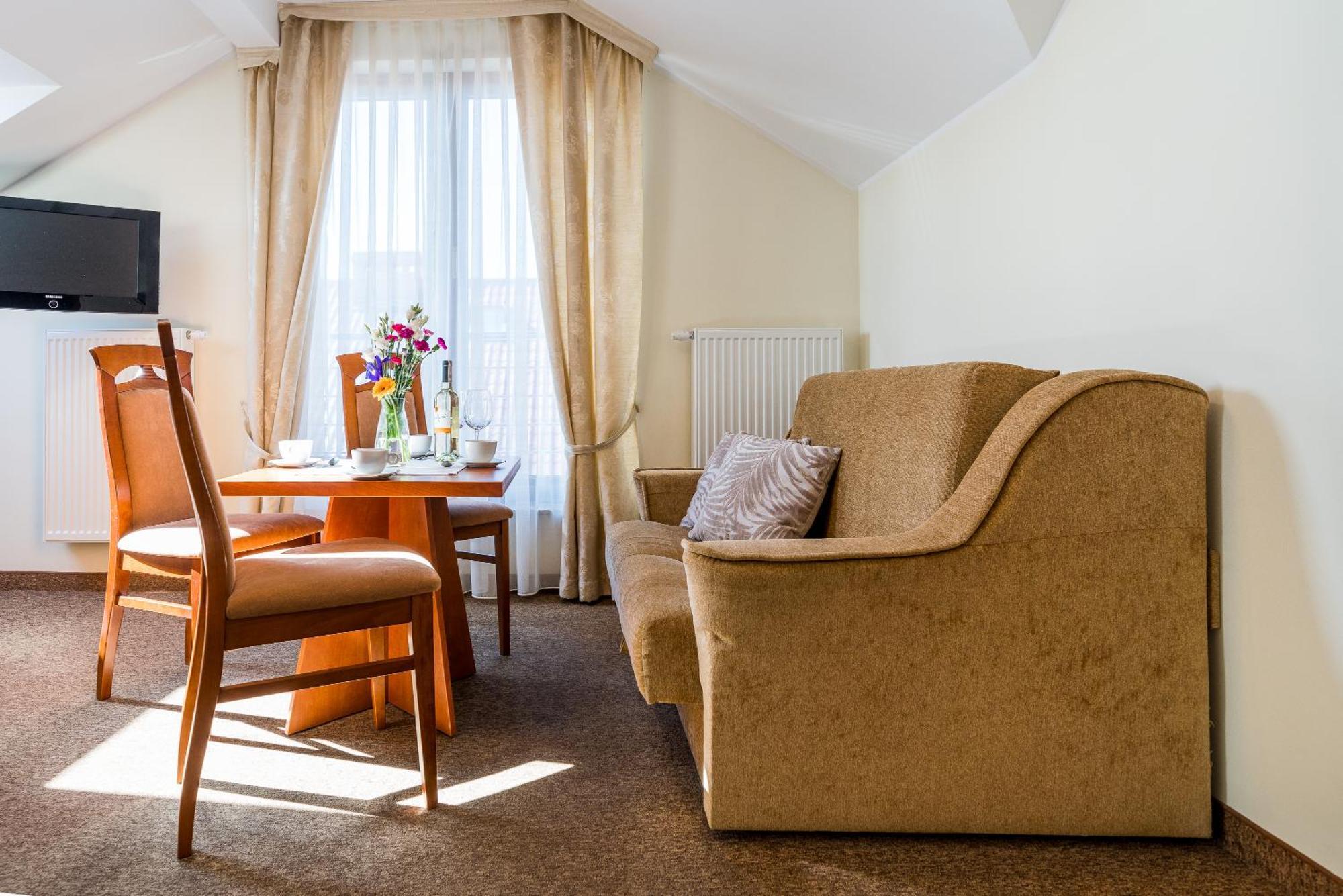 Villa Martii - Komfortowe Apartamenty Z Aneksami Kuchennymi - Spokojna Okolica, Blisko Plazy Władysławowo エクステリア 写真