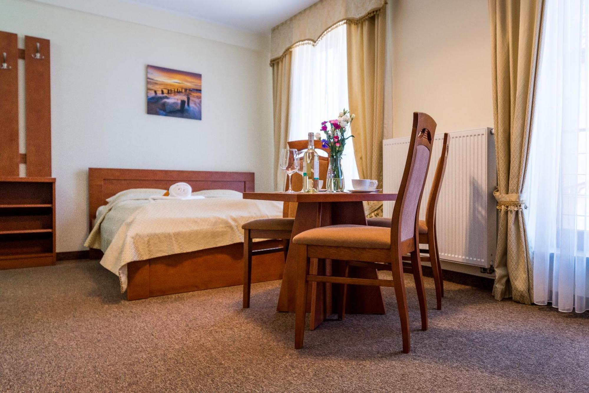 Villa Martii - Komfortowe Apartamenty Z Aneksami Kuchennymi - Spokojna Okolica, Blisko Plazy Władysławowo エクステリア 写真