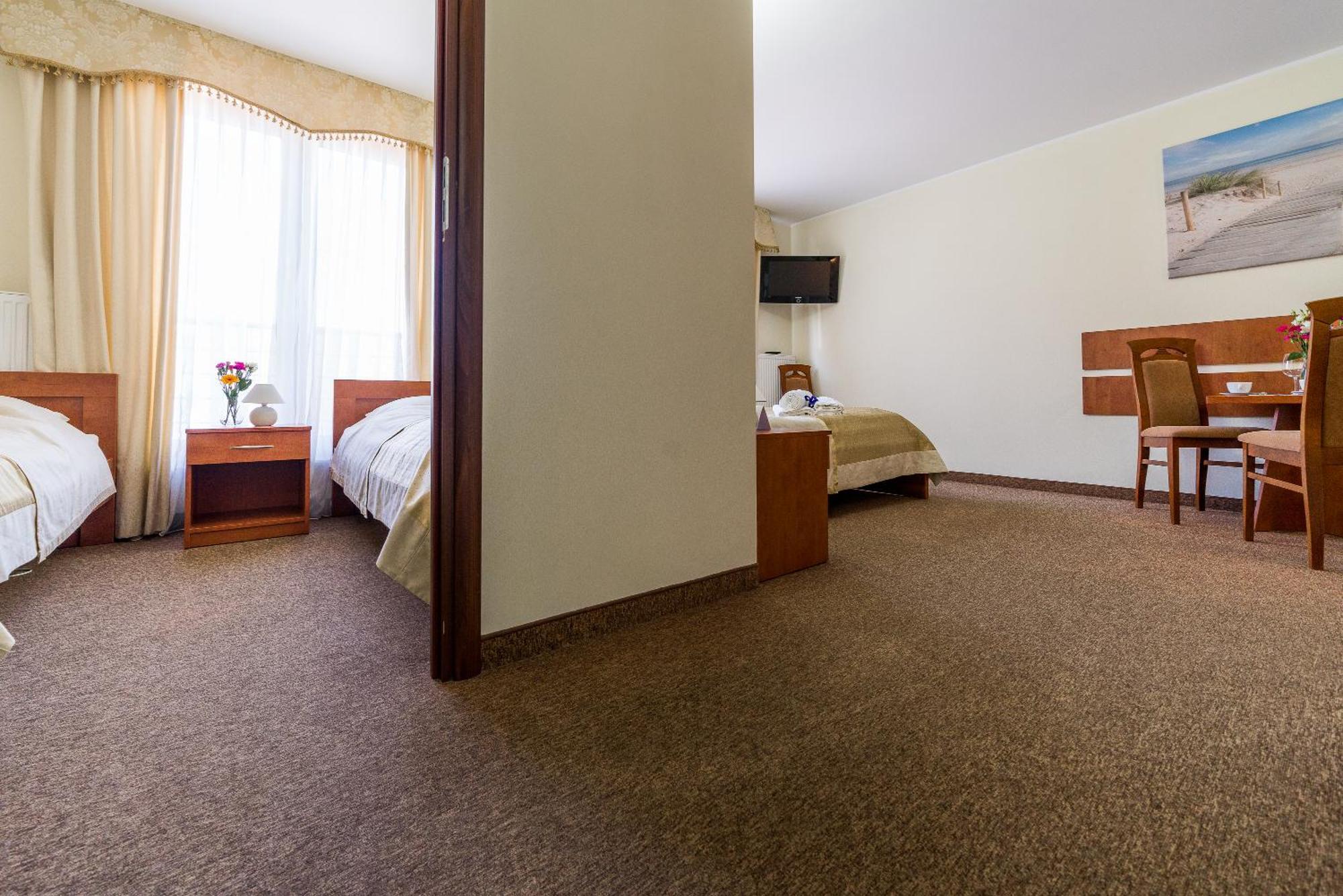 Villa Martii - Komfortowe Apartamenty Z Aneksami Kuchennymi - Spokojna Okolica, Blisko Plazy Władysławowo エクステリア 写真