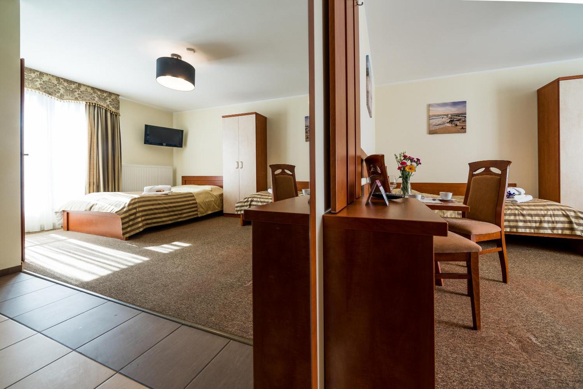 Villa Martii - Komfortowe Apartamenty Z Aneksami Kuchennymi - Spokojna Okolica, Blisko Plazy Władysławowo エクステリア 写真