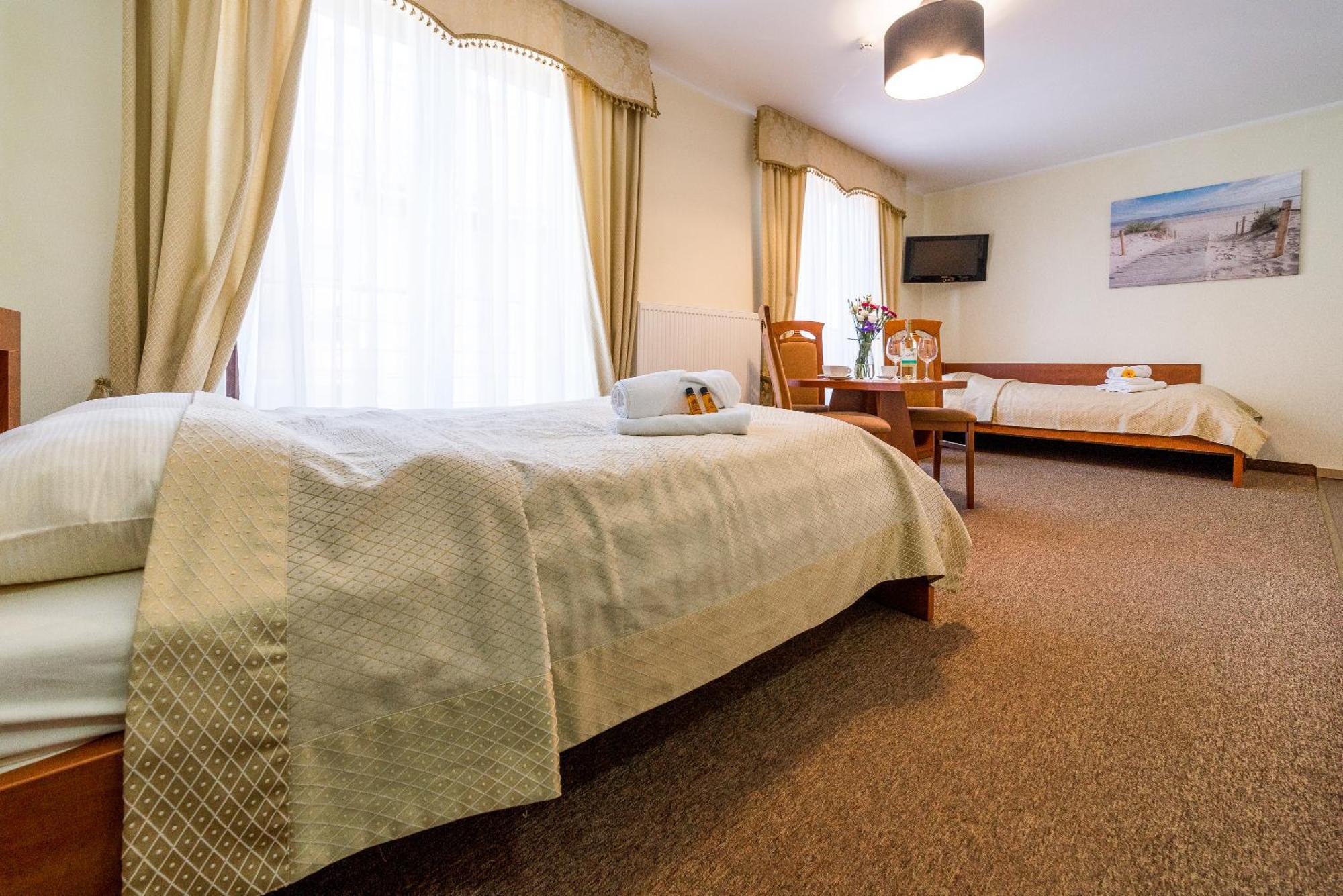 Villa Martii - Komfortowe Apartamenty Z Aneksami Kuchennymi - Spokojna Okolica, Blisko Plazy Władysławowo エクステリア 写真