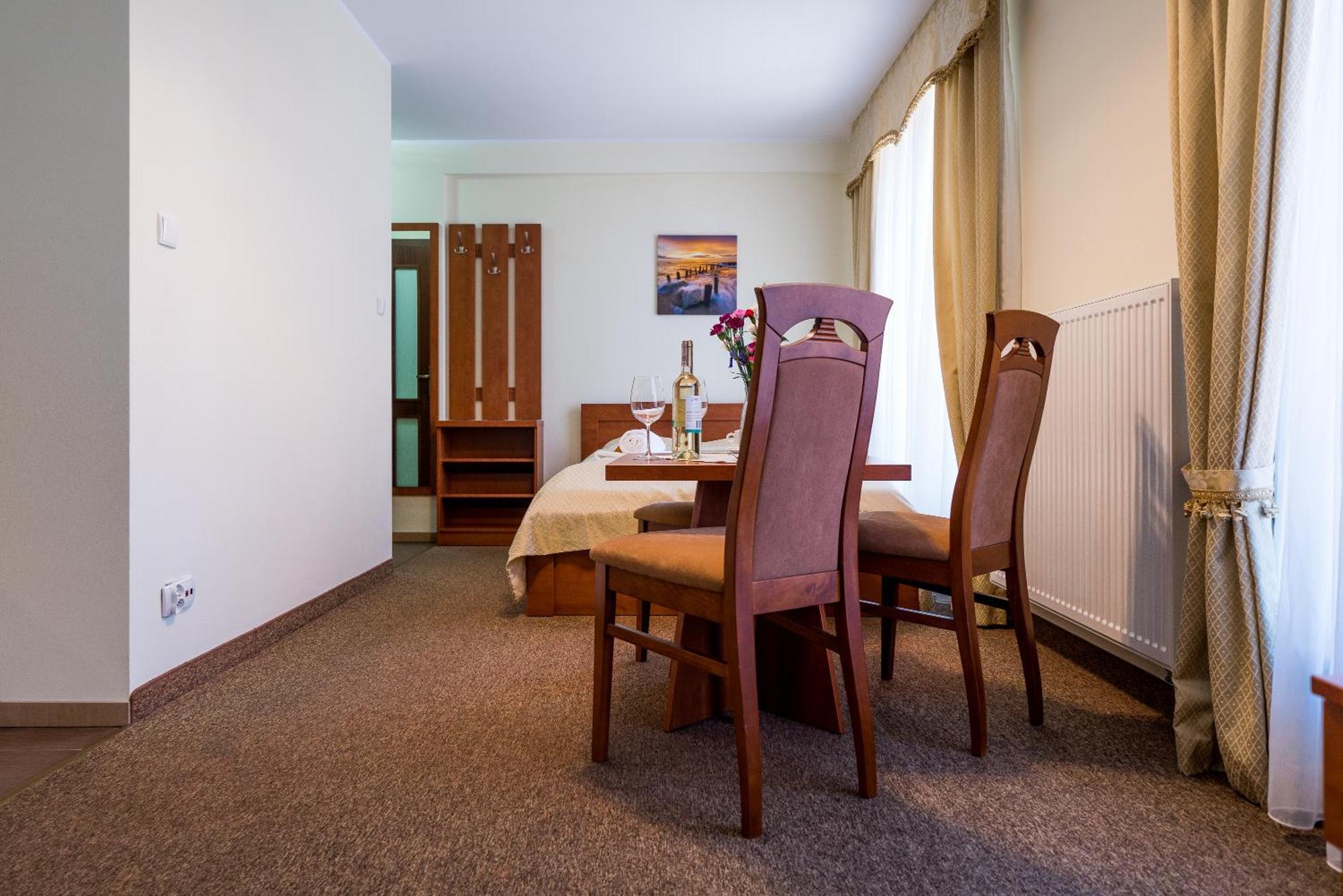 Villa Martii - Komfortowe Apartamenty Z Aneksami Kuchennymi - Spokojna Okolica, Blisko Plazy Władysławowo エクステリア 写真