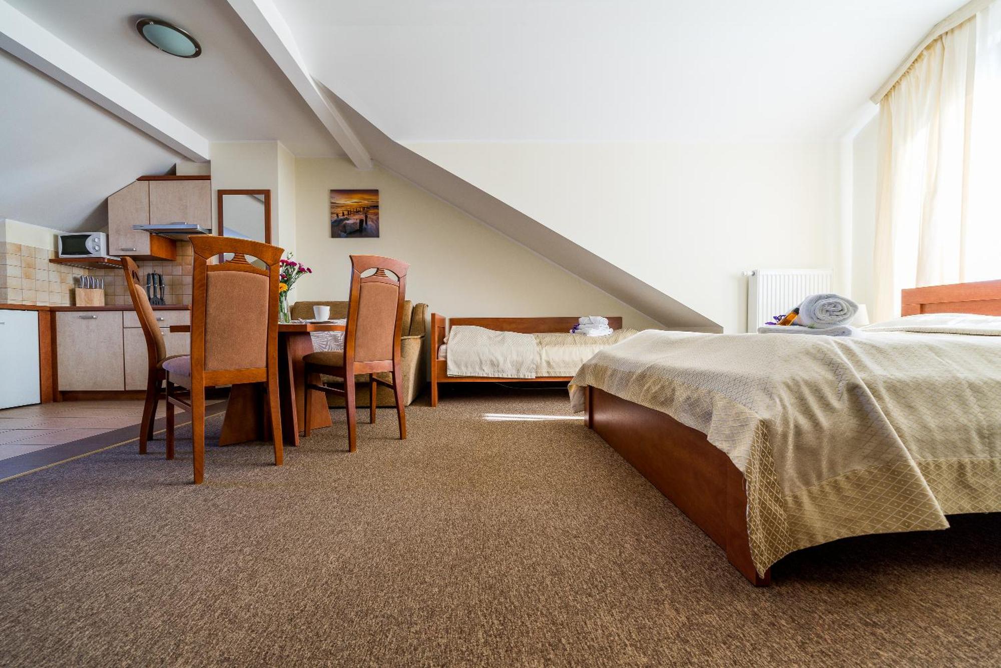 Villa Martii - Komfortowe Apartamenty Z Aneksami Kuchennymi - Spokojna Okolica, Blisko Plazy Władysławowo エクステリア 写真